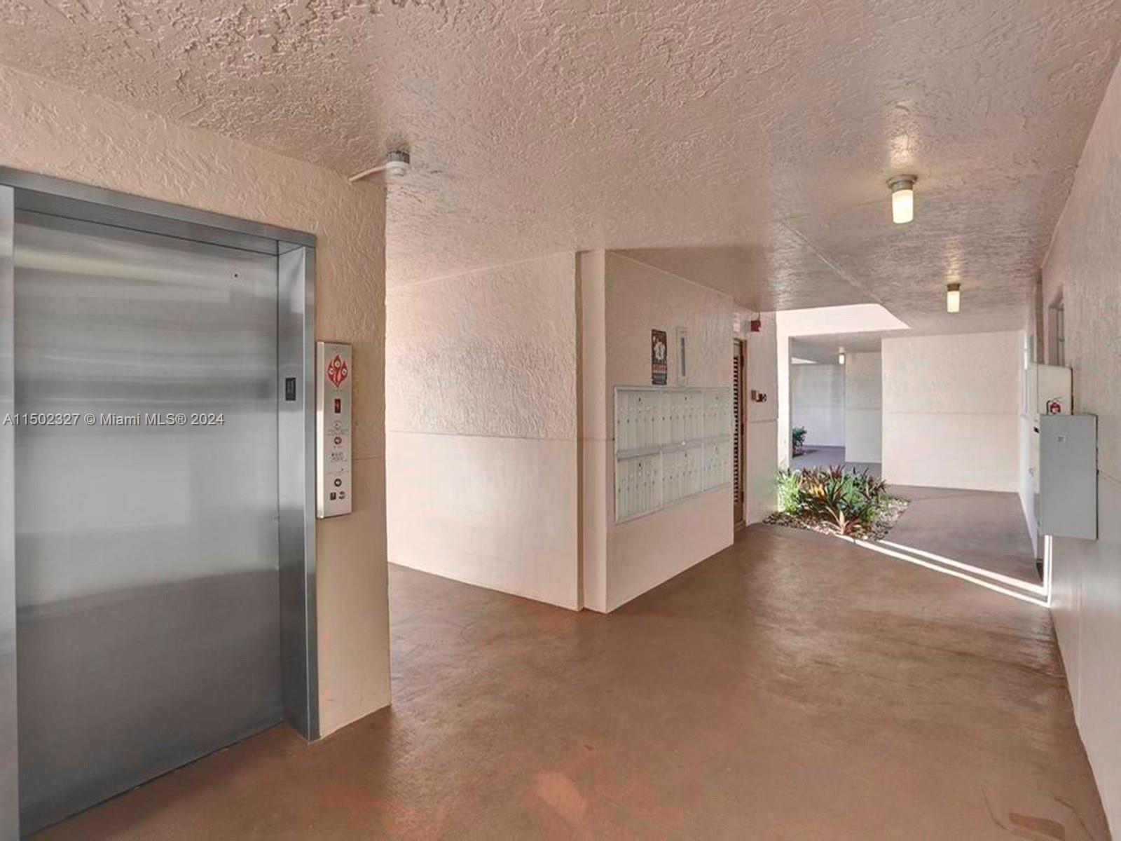 1831 Sabal Palm Dr 301, Davie, Florida 33324, 3 Bedrooms Bedrooms, ,2 BathroomsBathrooms,Residentiallease,For Rent,1831 Sabal Palm Dr 301,A11502327