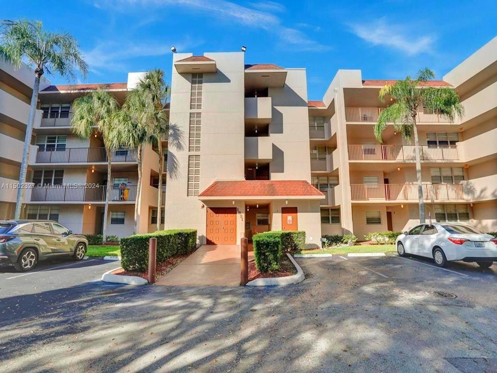 1831 Sabal Palm Dr 301, Davie, Florida 33324, 3 Bedrooms Bedrooms, ,2 BathroomsBathrooms,Residentiallease,For Rent,1831 Sabal Palm Dr 301,A11502327