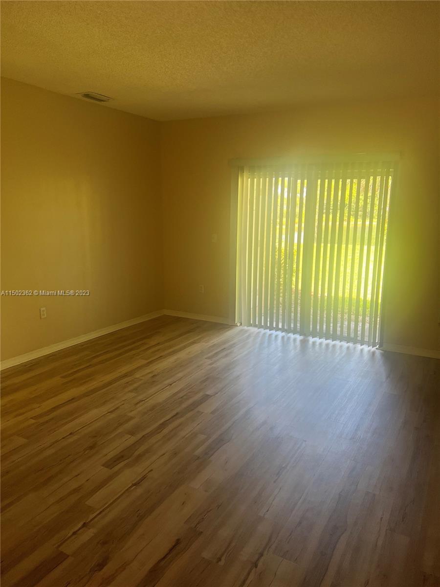 2322 SE 23rd Ave 2322, Homestead, Florida 33035, 2 Bedrooms Bedrooms, ,2 BathroomsBathrooms,Residential,For Sale,2322 SE 23rd Ave 2322,A11502362