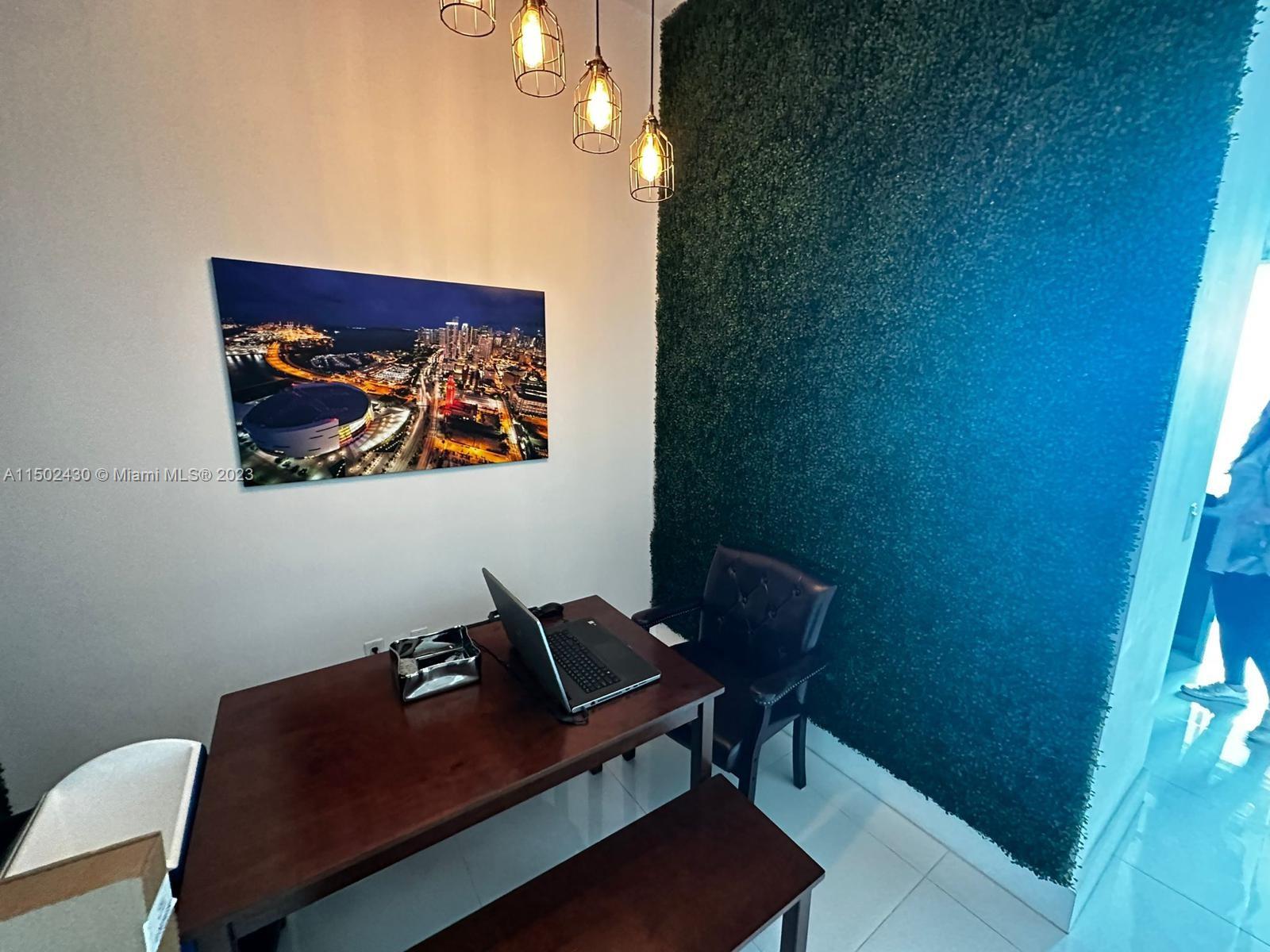 Miami, Florida 33131, 1 Bedroom Bedrooms, ,1 BathroomBathrooms,Residential,For Sale,A11502430
