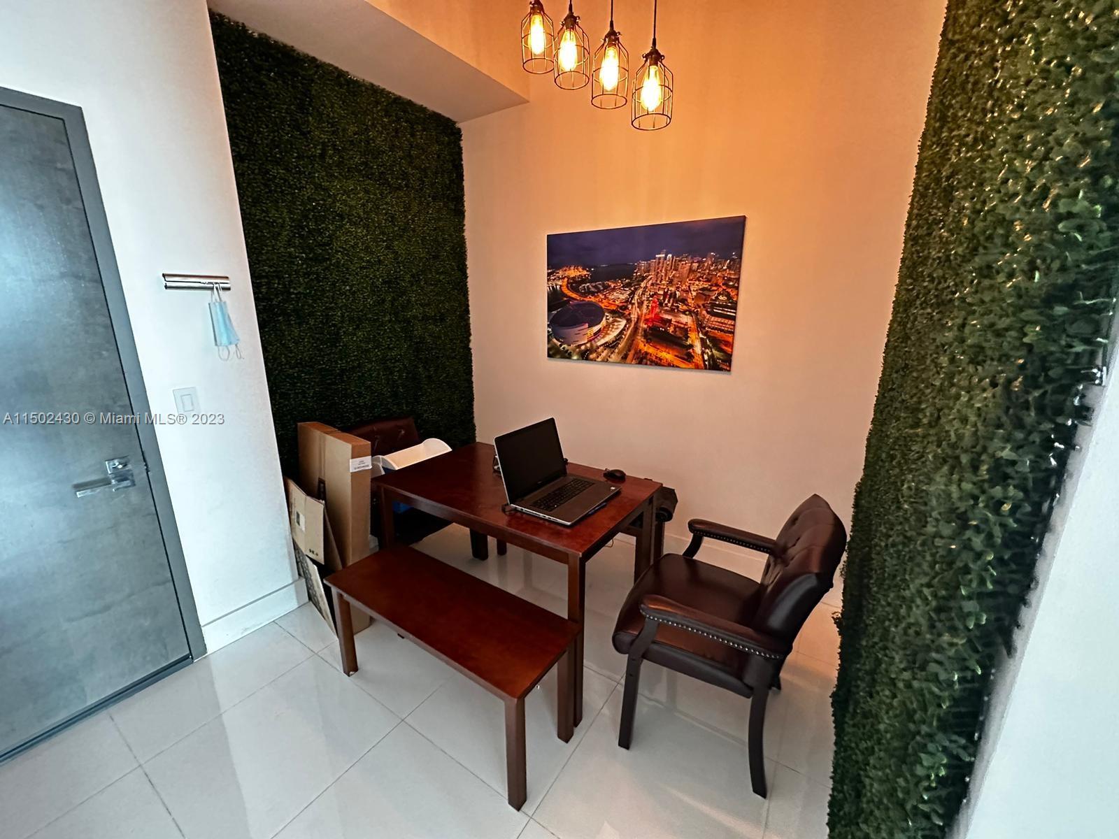Miami, Florida 33131, 1 Bedroom Bedrooms, ,1 BathroomBathrooms,Residential,For Sale,A11502430