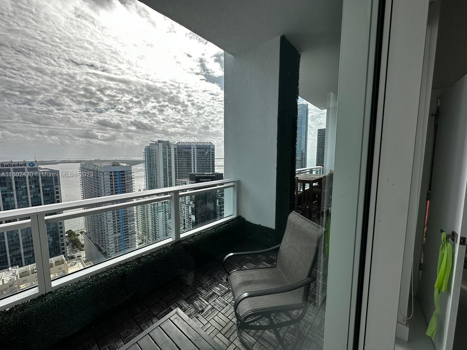 Miami, Florida 33131, 1 Bedroom Bedrooms, ,1 BathroomBathrooms,Residential,For Sale,A11502430