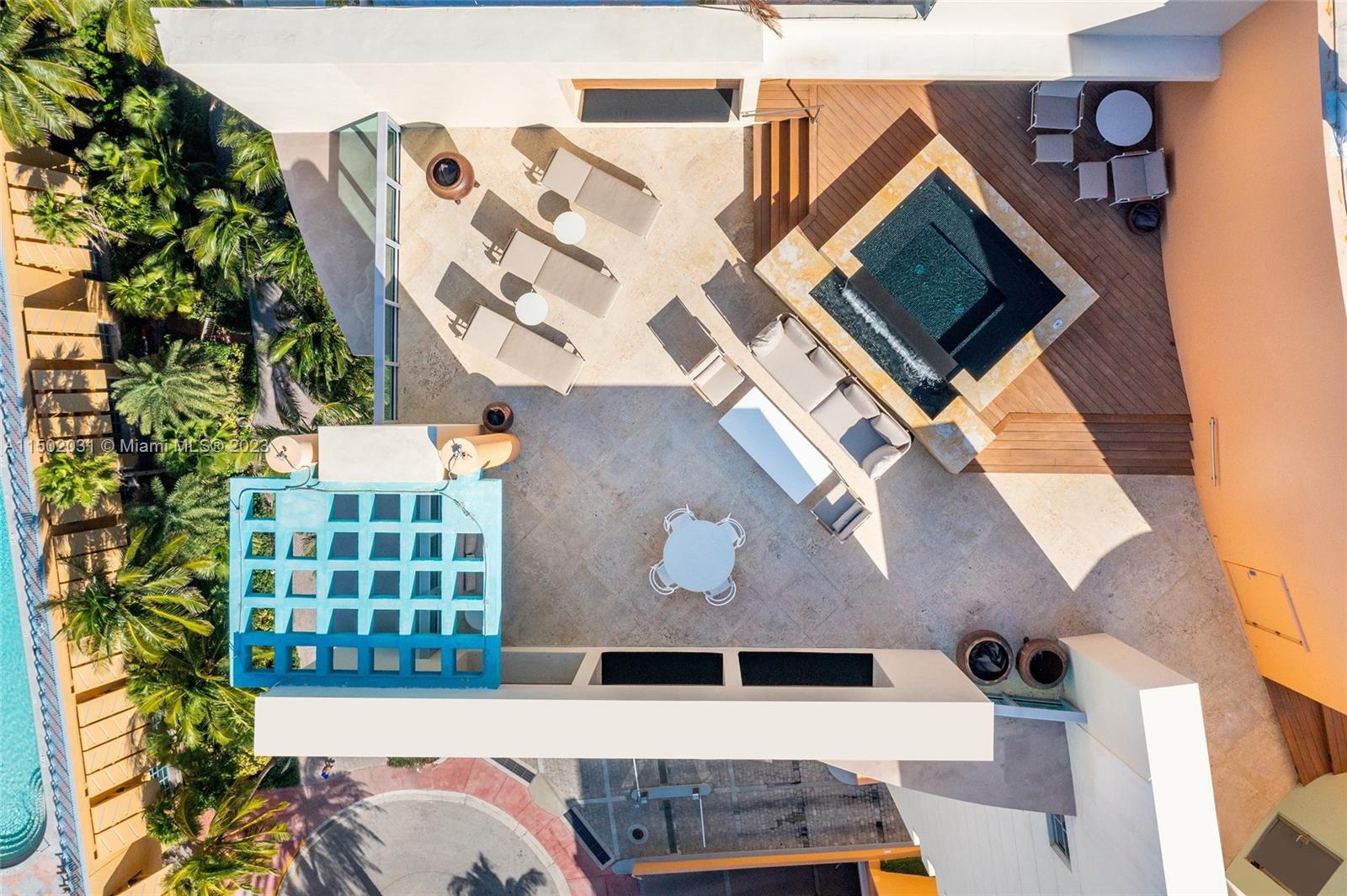 1455 Ocean Dr PH-08, Miami Beach, Florida 33139, 2 Bedrooms Bedrooms, ,2 BathroomsBathrooms,Residential,For Sale,1455 Ocean Dr PH-08,A11502031