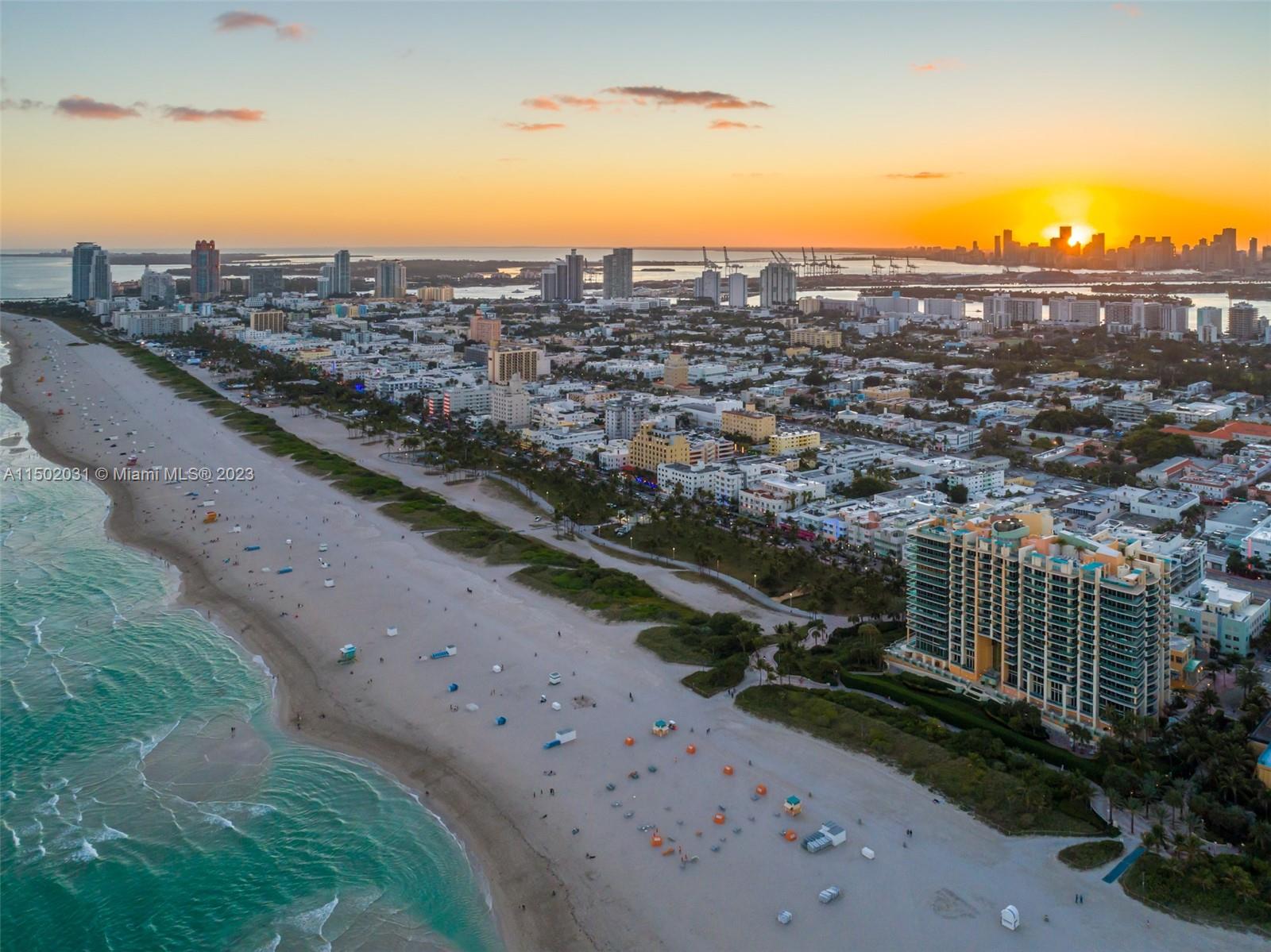 1455 Ocean Dr PH-08, Miami Beach, Florida 33139, 2 Bedrooms Bedrooms, ,2 BathroomsBathrooms,Residential,For Sale,1455 Ocean Dr PH-08,A11502031