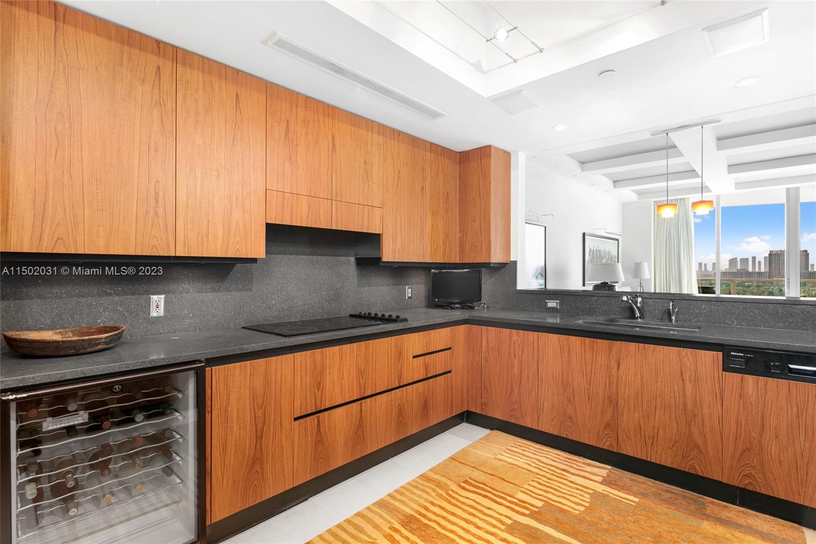 1455 Ocean Dr PH-08, Miami Beach, Florida 33139, 2 Bedrooms Bedrooms, ,2 BathroomsBathrooms,Residential,For Sale,1455 Ocean Dr PH-08,A11502031