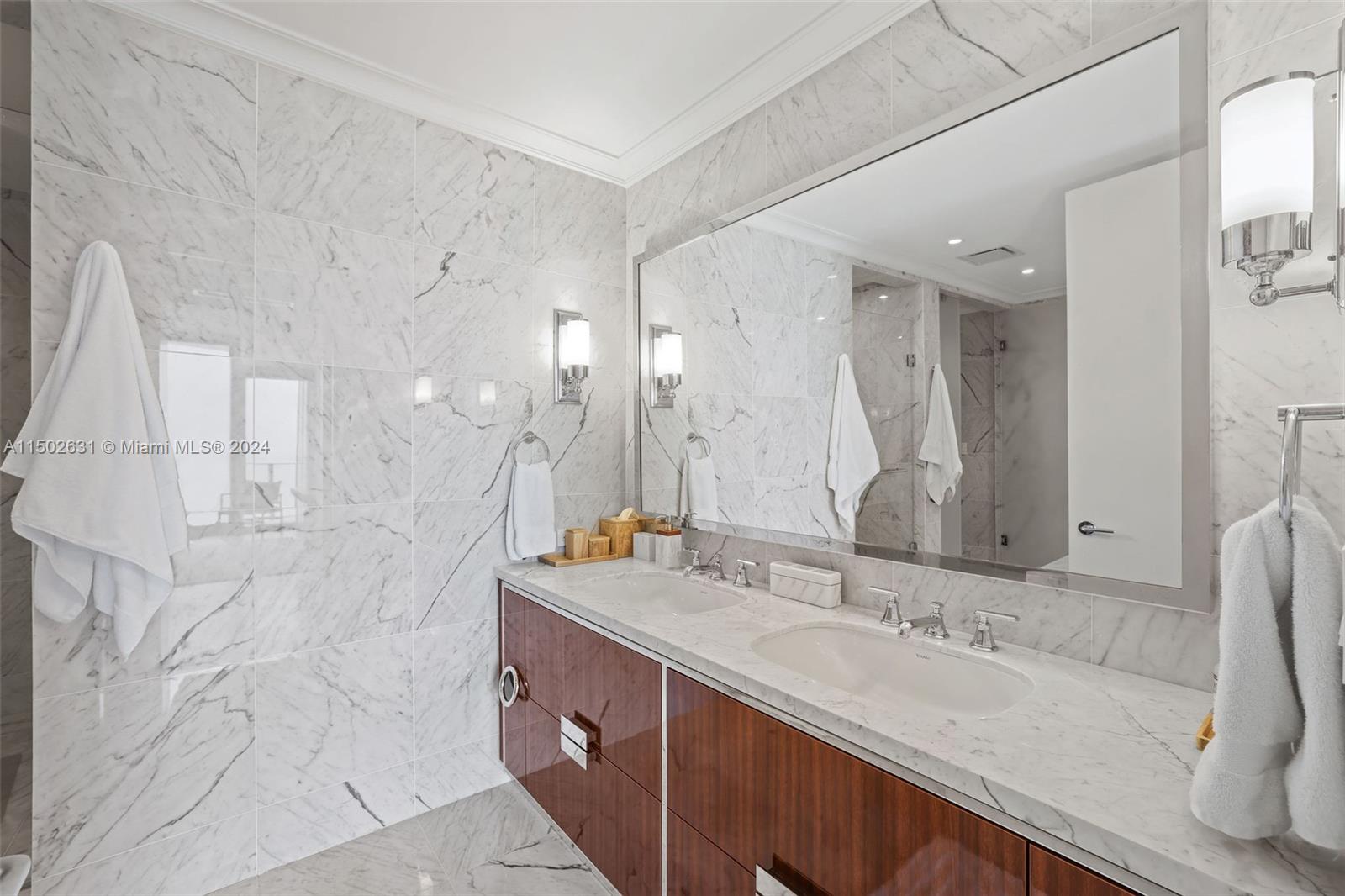 15701 Collins Ave 2103, Sunny Isles Beach, Florida 33160, 2 Bedrooms Bedrooms, ,2 BathroomsBathrooms,Residentiallease,For Rent,15701 Collins Ave 2103,A11502631