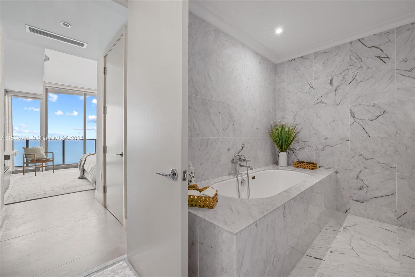 15701 Collins Ave 2103, Sunny Isles Beach, Florida 33160, 2 Bedrooms Bedrooms, ,2 BathroomsBathrooms,Residentiallease,For Rent,15701 Collins Ave 2103,A11502631