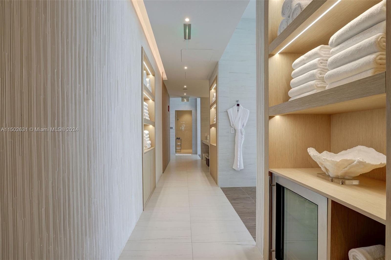 15701 Collins Ave 2103, Sunny Isles Beach, Florida 33160, 2 Bedrooms Bedrooms, ,2 BathroomsBathrooms,Residentiallease,For Rent,15701 Collins Ave 2103,A11502631