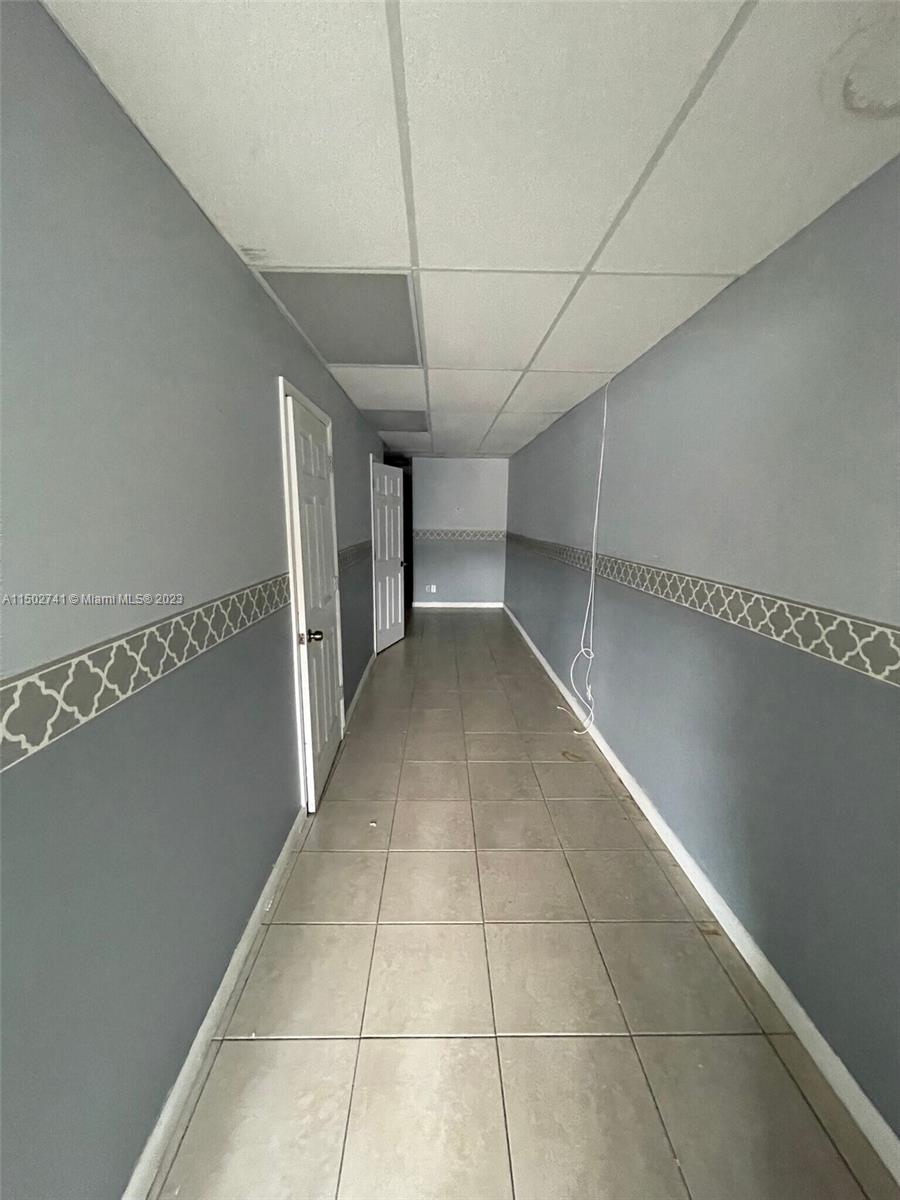 2450 W Oakland Park Blvd, Oakland Park, Florida 33311, ,Commerciallease,For Rent,2450 W Oakland Park Blvd,A11502741