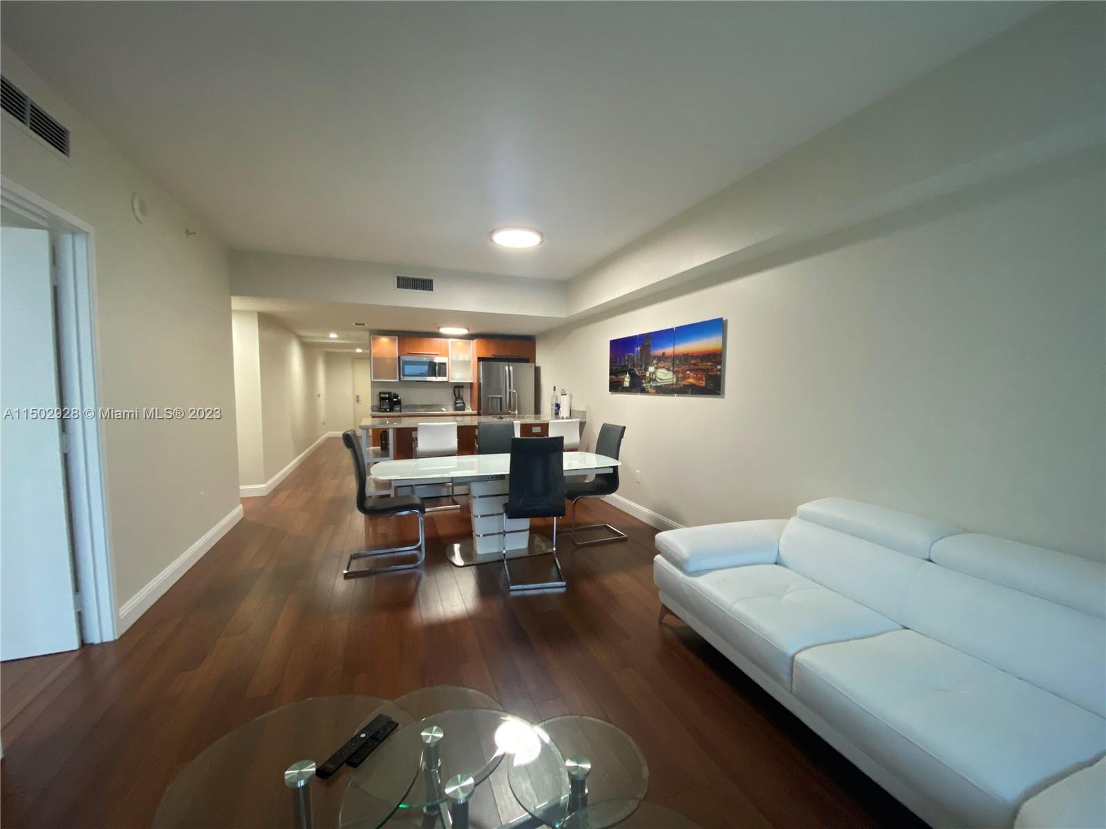 Miami, Florida 33130, 2 Bedrooms Bedrooms, ,2 BathroomsBathrooms,Residentiallease,For Rent,A11502928