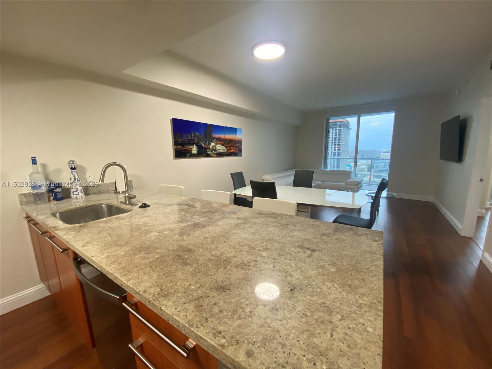 Miami, Florida 33130, 2 Bedrooms Bedrooms, ,2 BathroomsBathrooms,Residentiallease,For Rent,A11502928