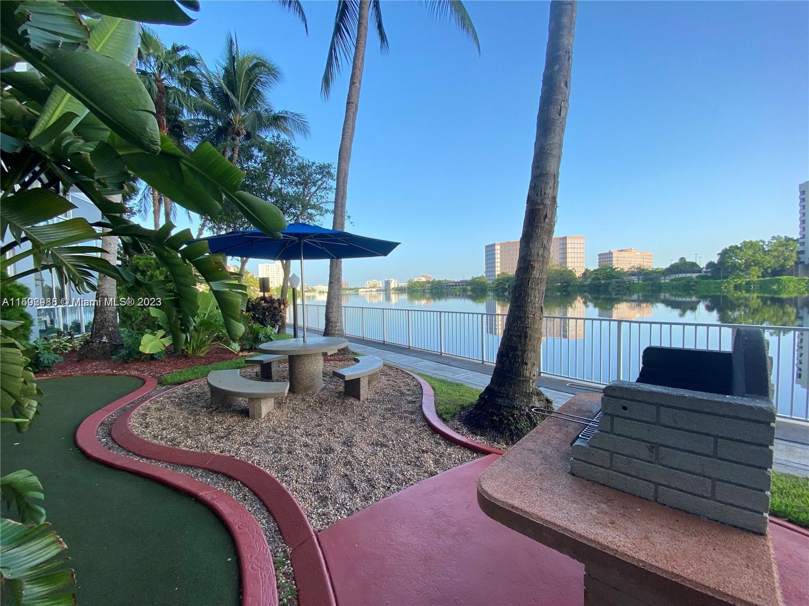 5091 NW 7th St 703, Miami, Florida 33126, 2 Bedrooms Bedrooms, ,1 BathroomBathrooms,Residentiallease,For Rent,5091 NW 7th St 703,A11502988