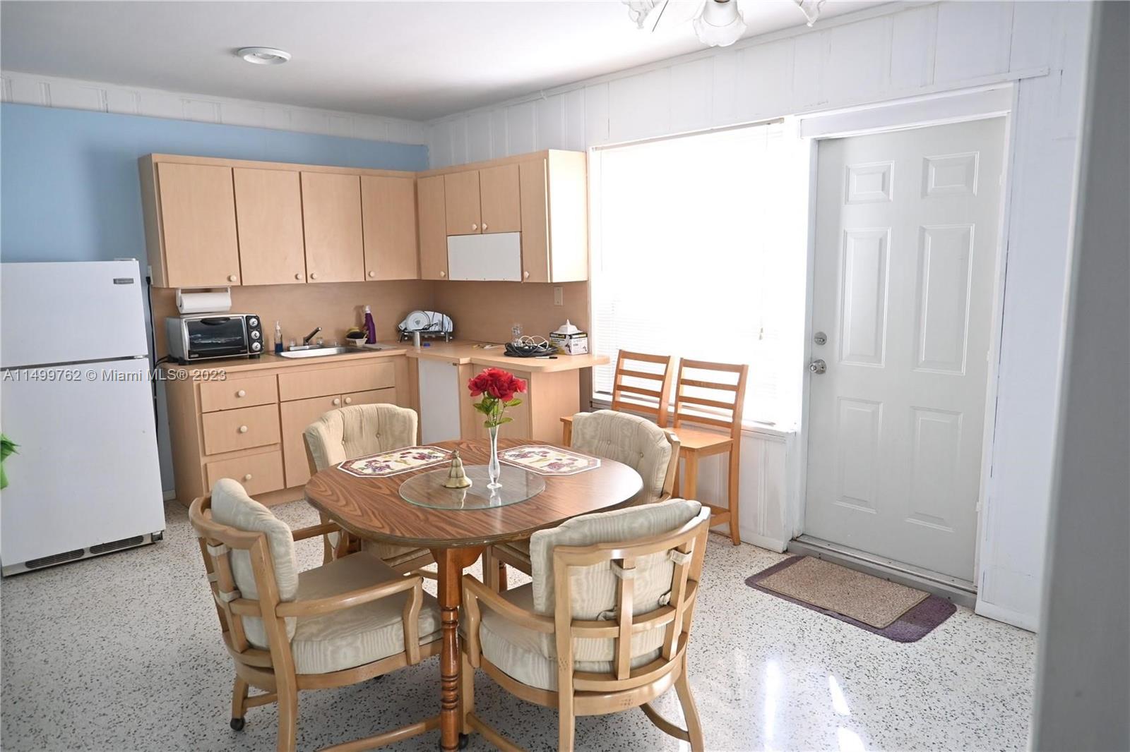 2560 SW 22nd Ave 0, Miami, Florida 33133, 1 Bedroom Bedrooms, ,1 BathroomBathrooms,Residentiallease,For Rent,2560 SW 22nd Ave 0,A11499762