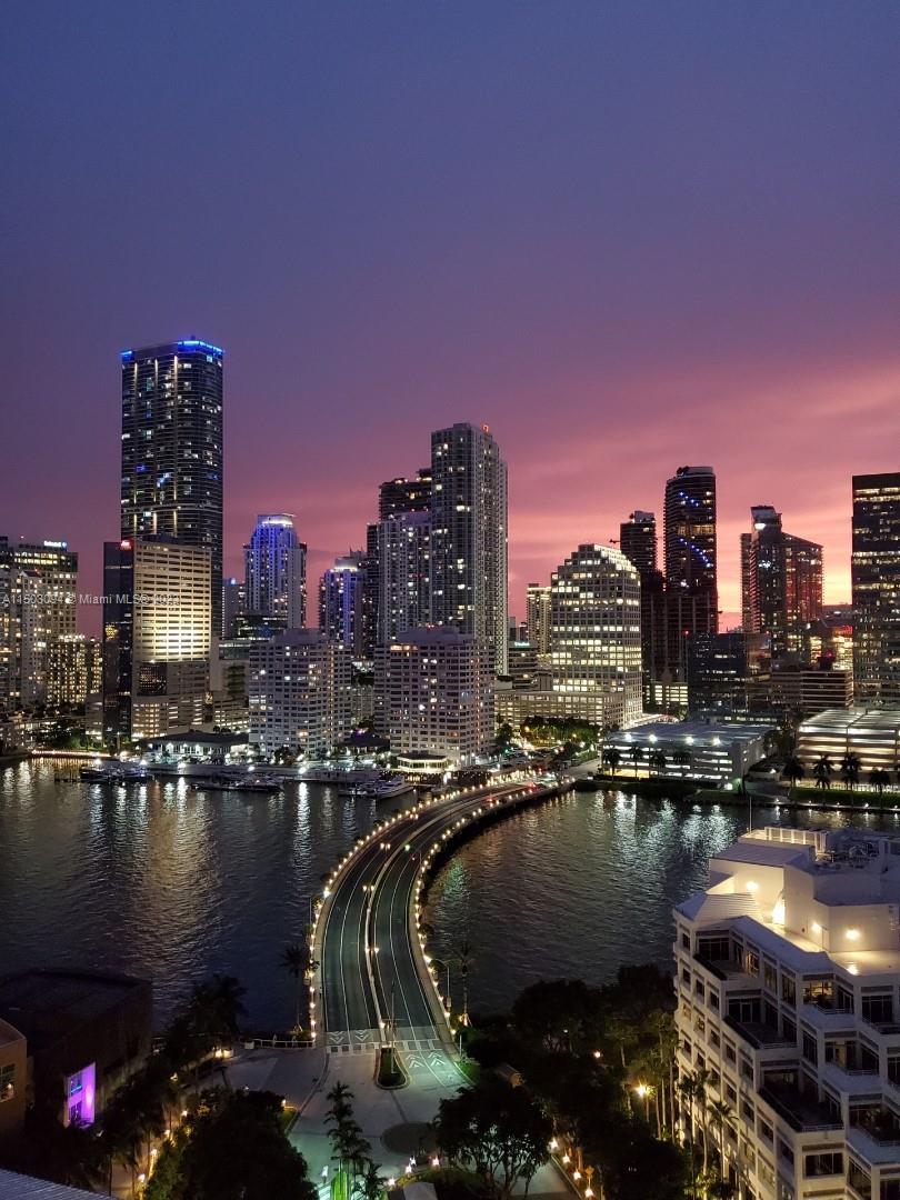 LUXURIOUS 2/2 on Brickell Key with stunning views of the bay and Miami's skyline, meticulously remodeled condo, offering a chic and modern resort lifestyle in the heart of Brickell, 2 spacious bedrooms and beautifully appointed bathrooms, boasts open-concept kitchen with top-of-the-line appliances, including a sleek wine cooler. Amenities include a gym, pool, zen garden, fire pit, island run path, 24 hr. concierge services, business center, bicycle storage, one assigned parking spot with option for 2nd, valet parking and more. With Brickell and downtown Miami's vibrant dining and entertainment scene just steps away, this condo offers the ideal blend of urban convenience and serene living. Note: tenant occupied until Sept 2024