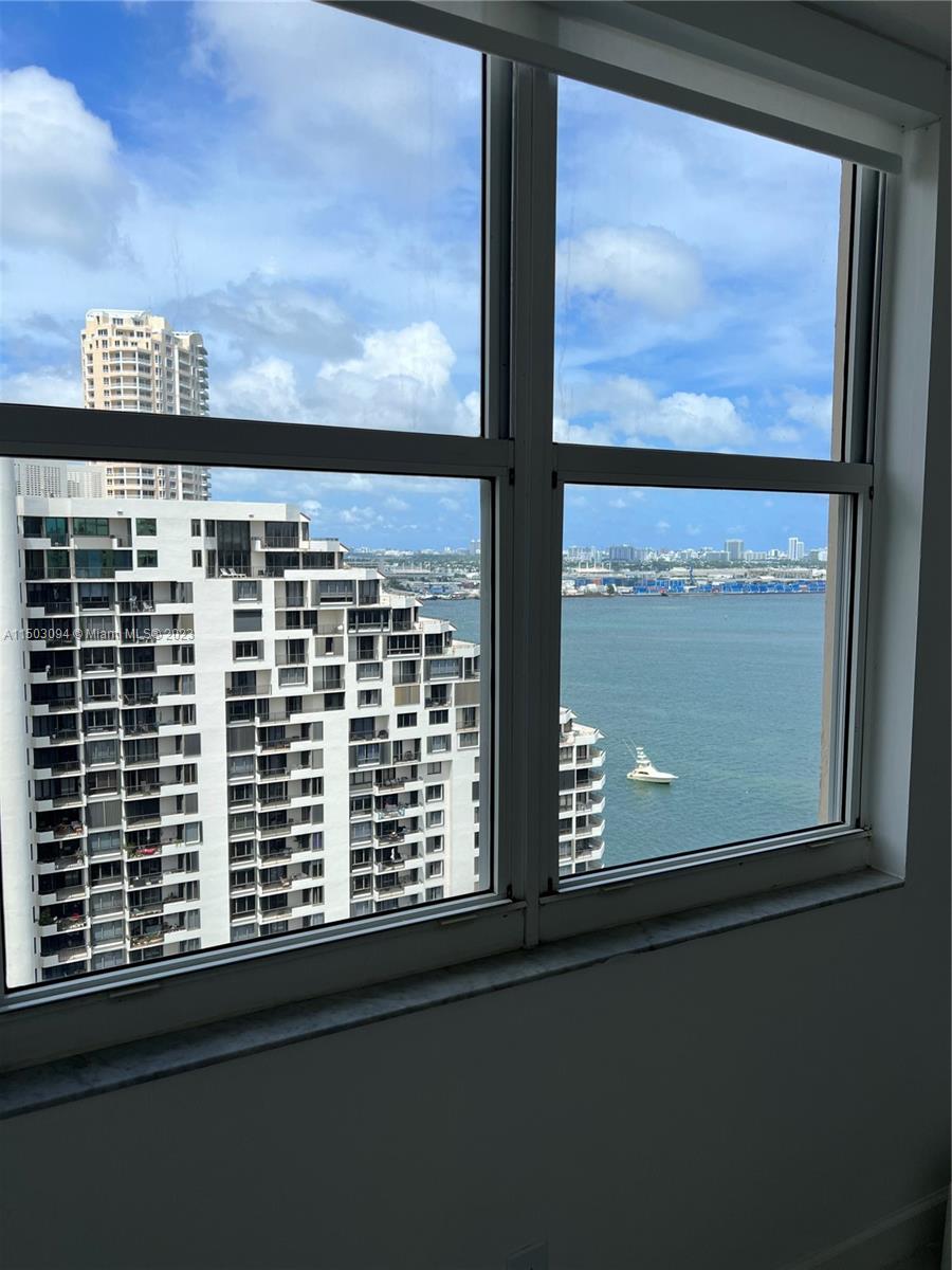 770 Claughton Island Dr 17, Miami, Florida 33131, 2 Bedrooms Bedrooms, ,2 BathroomsBathrooms,Residential,For Sale,770 Claughton Island Dr 17,A11503094