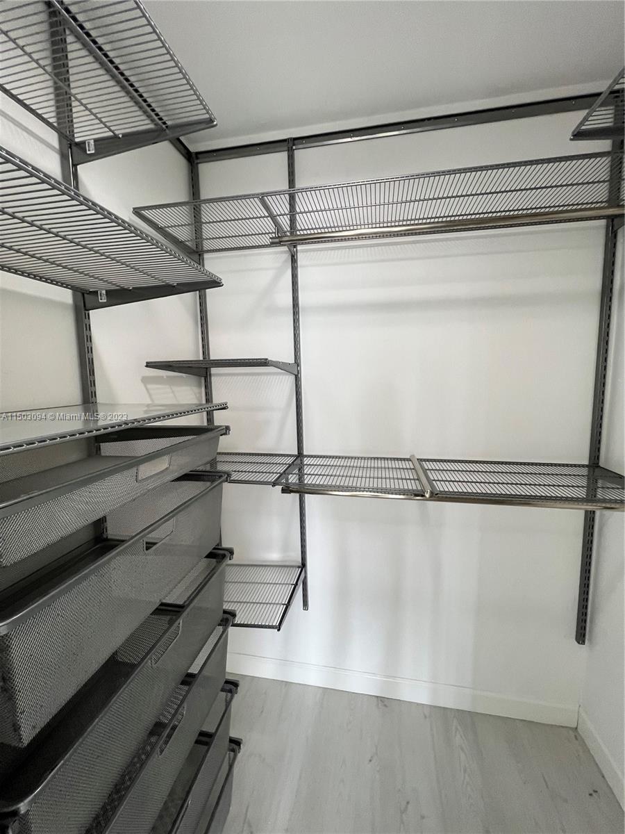 770 Claughton Island Dr 17, Miami, Florida 33131, 2 Bedrooms Bedrooms, ,2 BathroomsBathrooms,Residential,For Sale,770 Claughton Island Dr 17,A11503094