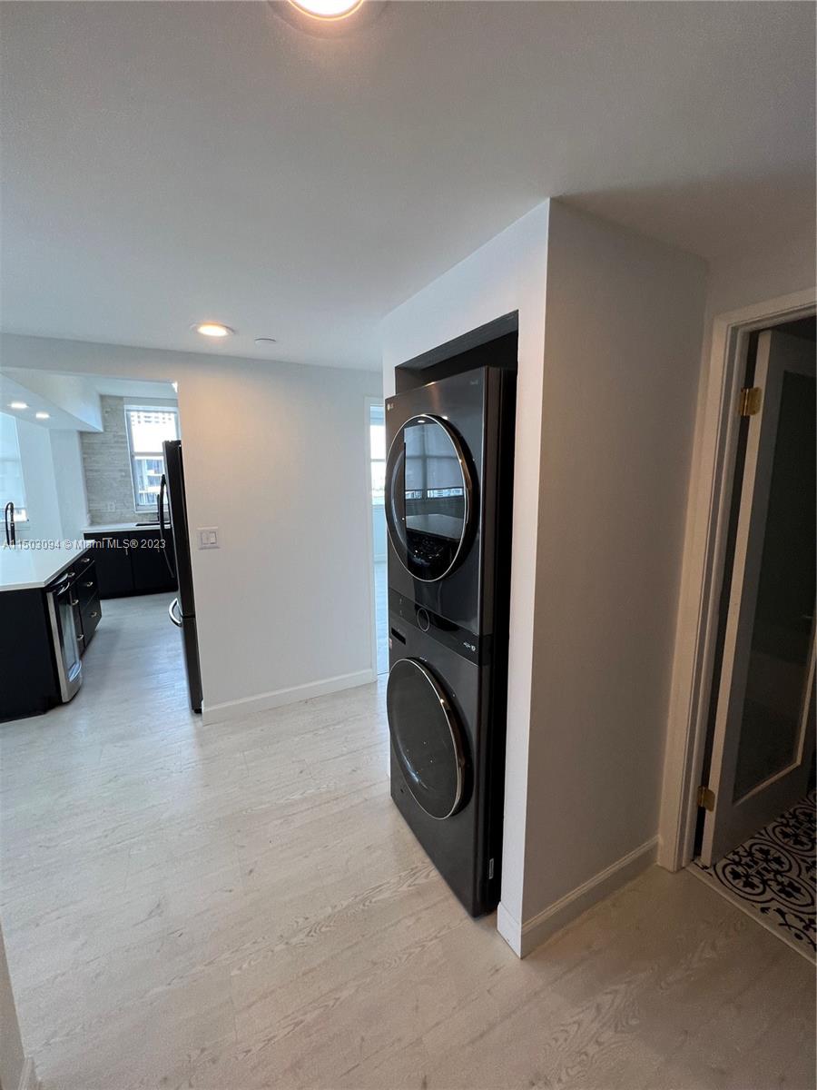 770 Claughton Island Dr 17, Miami, Florida 33131, 2 Bedrooms Bedrooms, ,2 BathroomsBathrooms,Residential,For Sale,770 Claughton Island Dr 17,A11503094