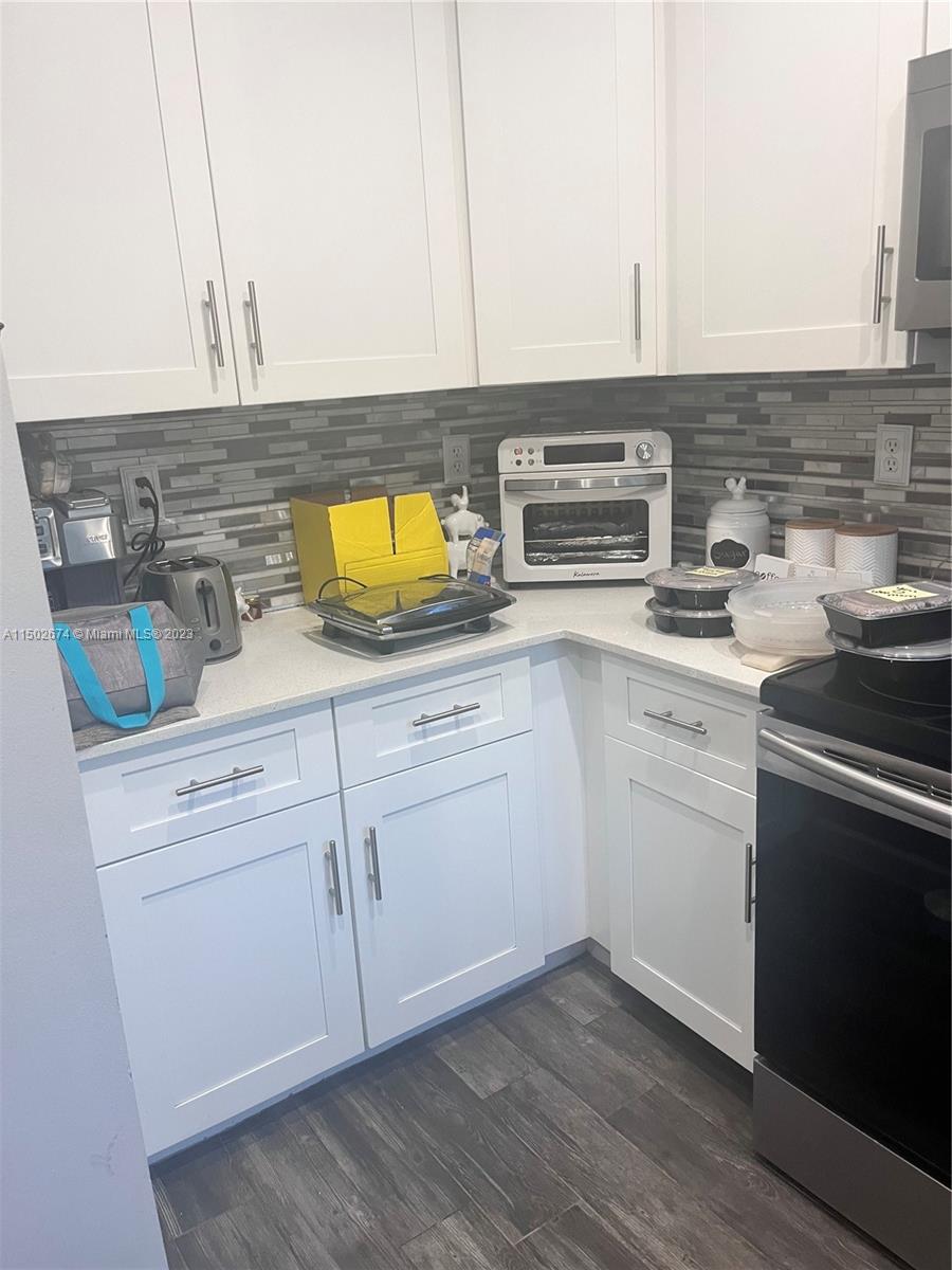 1167 NE 41st Ave, Homestead, Florida 33033, 3 Bedrooms Bedrooms, ,2 BathroomsBathrooms,Residential,For Sale,1167 NE 41st Ave,A11502674