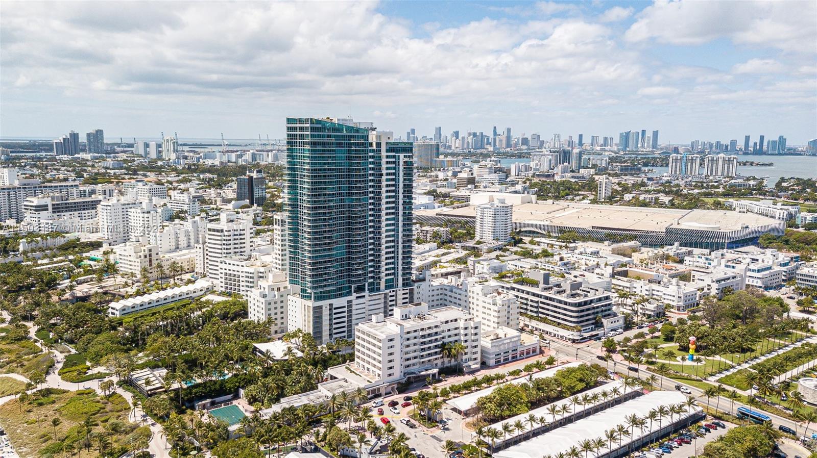 101 20th St 2703, Miami Beach, Florida 33139, 1 Bedroom Bedrooms, ,1 BathroomBathrooms,Residential,For Sale,101 20th St 2703,A11503187