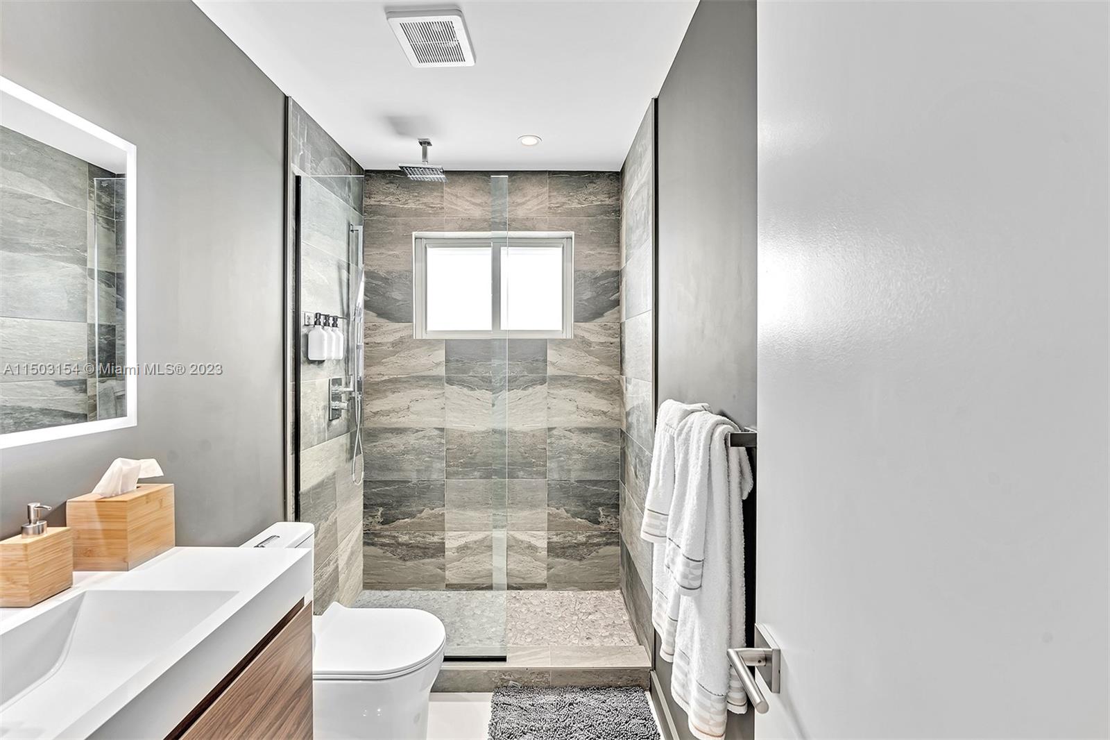 5005 Johnson St, Hollywood, Florida 33021, 3 Bedrooms Bedrooms, ,2 BathroomsBathrooms,Residential,For Sale,5005 Johnson St,A11503154