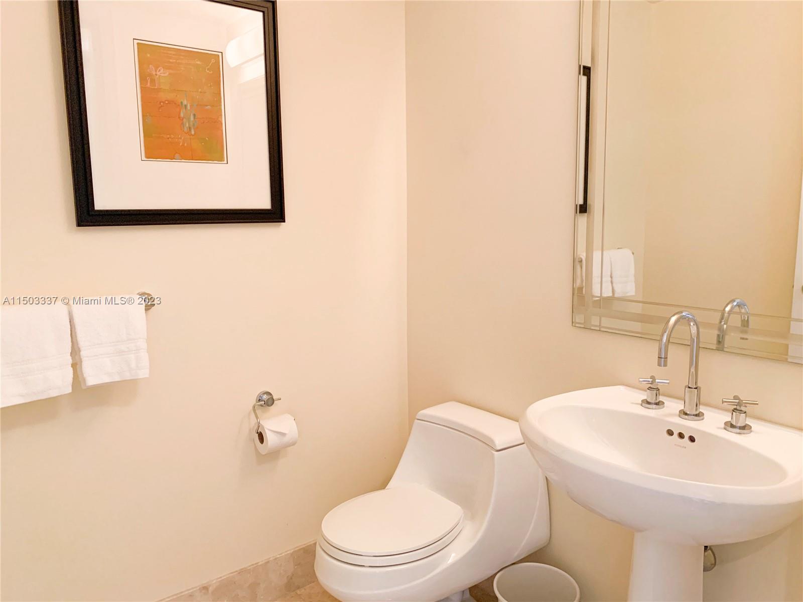 1435 Brickell Ave 3210, Miami, Florida 33131, 1 Bedroom Bedrooms, ,1 BathroomBathrooms,Residentiallease,For Rent,1435 Brickell Ave 3210,A11503337