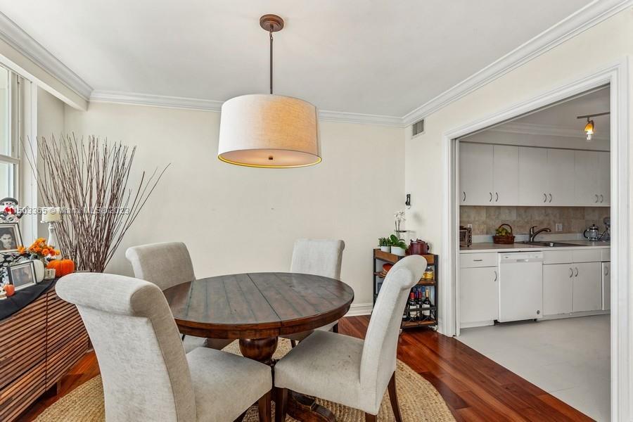 800 Claughton Island Dr 1801/02, Miami, Florida 33131, 3 Bedrooms Bedrooms, ,4 BathroomsBathrooms,Residential,For Sale,800 Claughton Island Dr 1801/02,A11503365