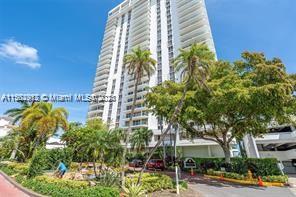 19707  Turnberry Way #5-D For Sale A11502912, FL