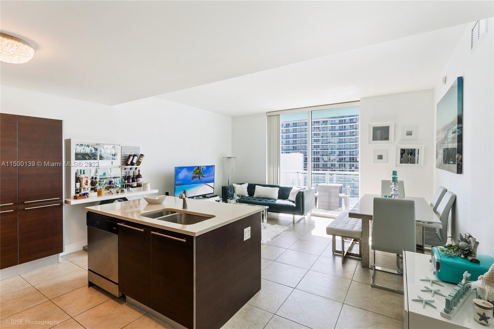 1900 N Bayshore Dr 4107, Miami, Florida 33132, 1 Bedroom Bedrooms, ,1 BathroomBathrooms,Residential,For Sale,1900 N Bayshore Dr 4107,A11500139