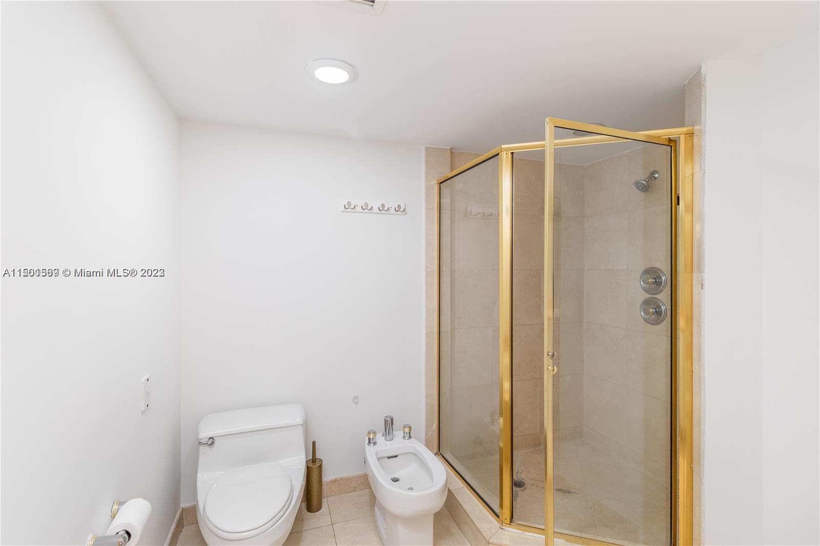 8925 Collins Ave 2E, Surfside, Florida 33154, 2 Bedrooms Bedrooms, ,2 BathroomsBathrooms,Residential,For Sale,8925 Collins Ave 2E,A11501569