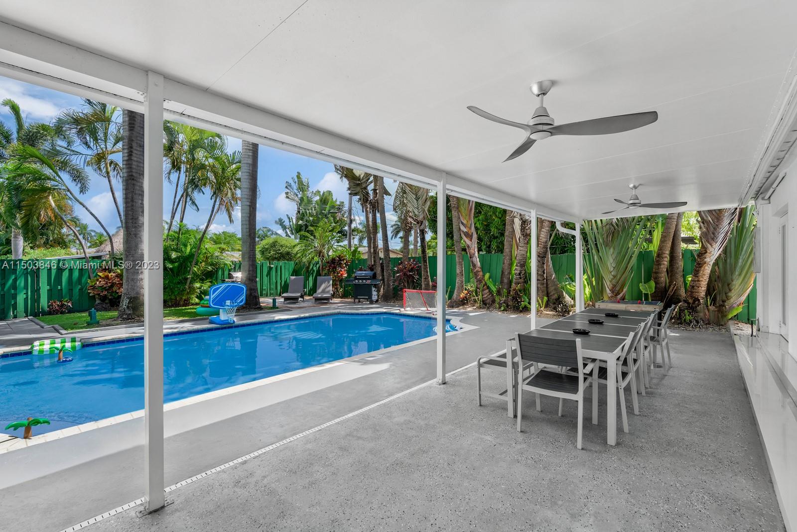 1411 Hayes St, Hollywood, Florida 33020, 4 Bedrooms Bedrooms, ,3 BathroomsBathrooms,Residentiallease,For Rent,1411 Hayes St,A11503846