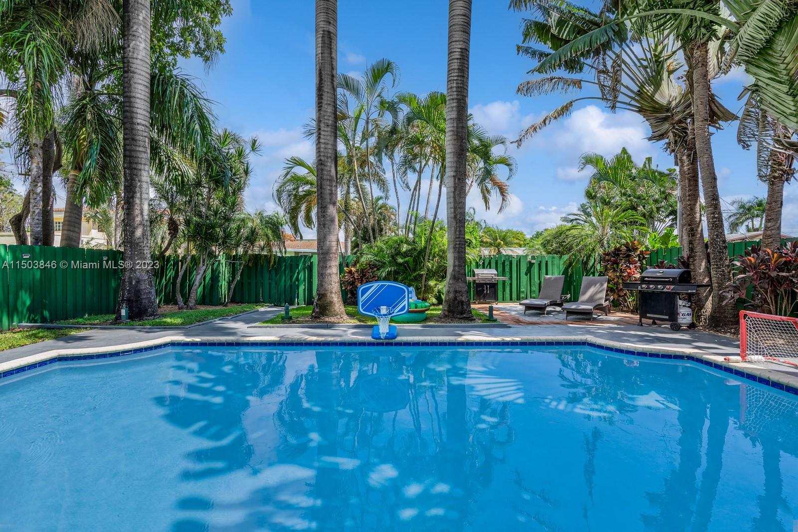 1411 Hayes St, Hollywood, Florida 33020, 4 Bedrooms Bedrooms, ,3 BathroomsBathrooms,Residentiallease,For Rent,1411 Hayes St,A11503846