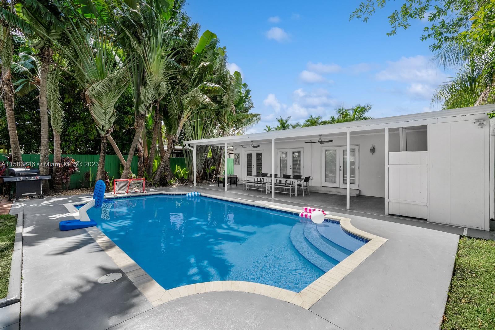 1411 Hayes St, Hollywood, Florida 33020, 4 Bedrooms Bedrooms, ,3 BathroomsBathrooms,Residentiallease,For Rent,1411 Hayes St,A11503846