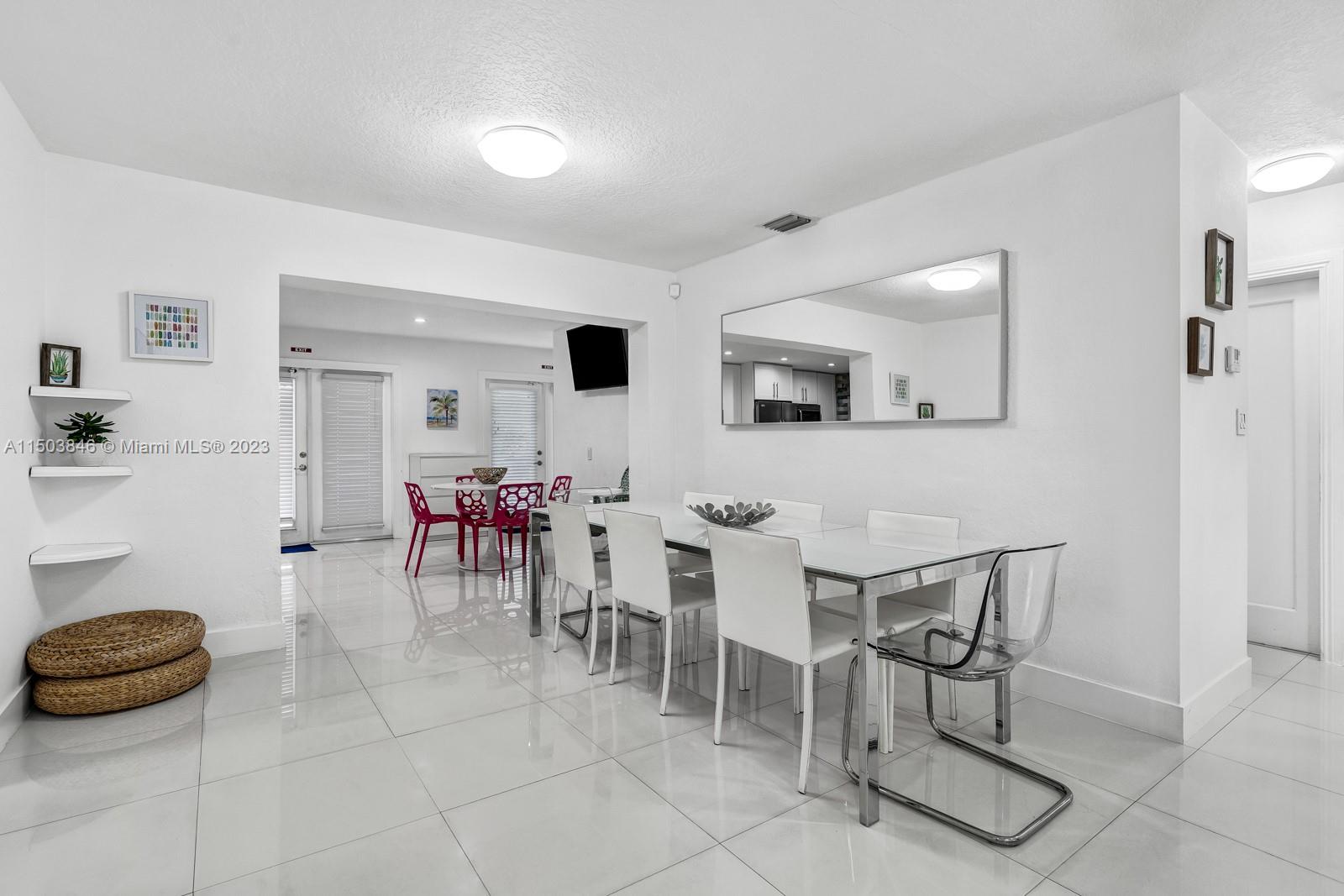 1411 Hayes St, Hollywood, Florida 33020, 4 Bedrooms Bedrooms, ,3 BathroomsBathrooms,Residentiallease,For Rent,1411 Hayes St,A11503846