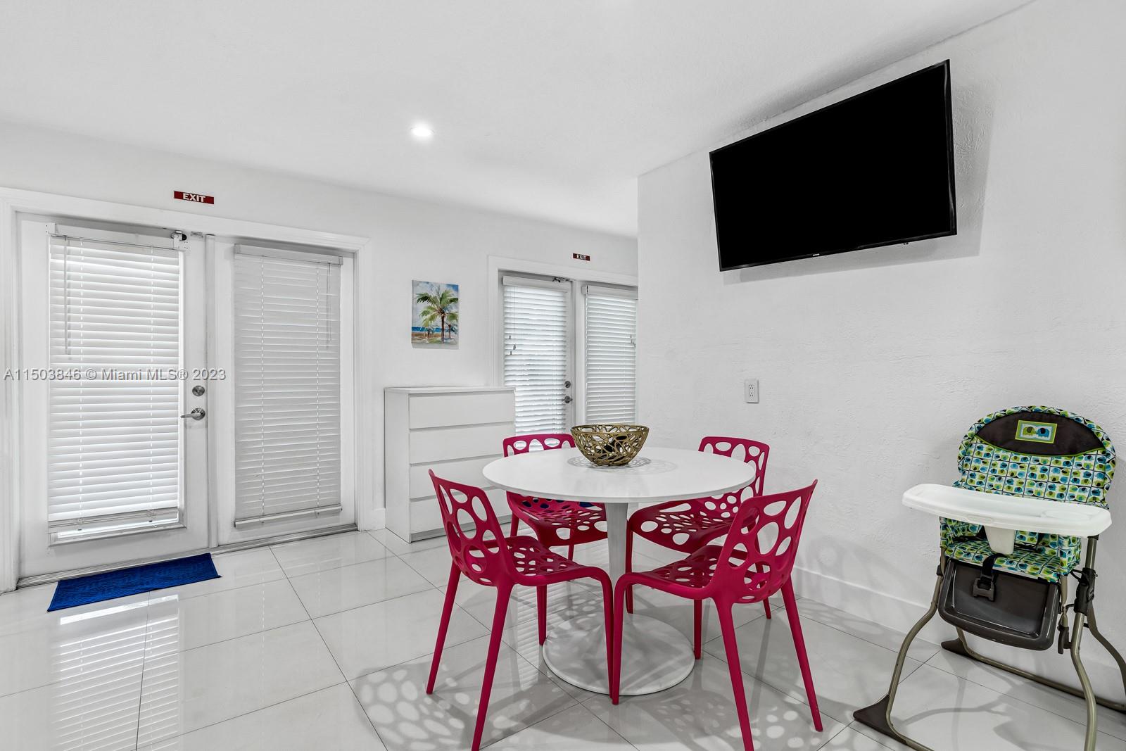 1411 Hayes St, Hollywood, Florida 33020, 4 Bedrooms Bedrooms, ,3 BathroomsBathrooms,Residentiallease,For Rent,1411 Hayes St,A11503846