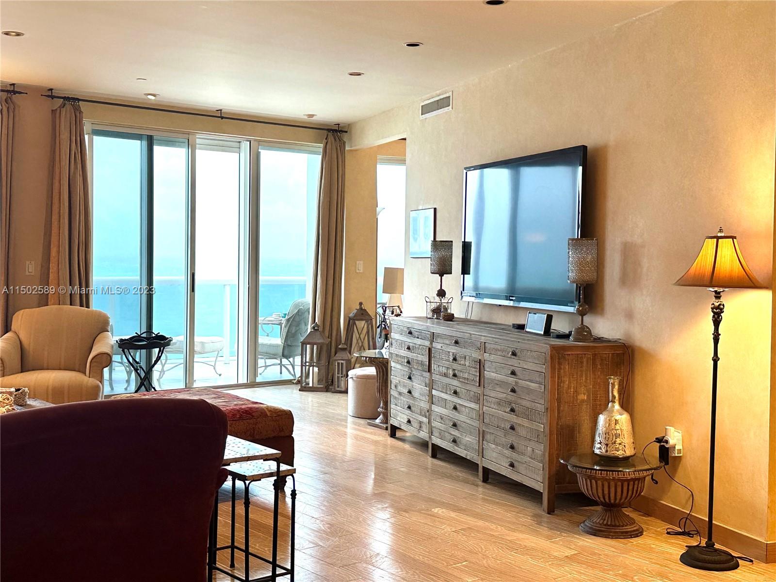 9601 Collins Ave 1705, Bal Harbour, Florida 33154, 2 Bedrooms Bedrooms, ,2 BathroomsBathrooms,Residentiallease,For Rent,9601 Collins Ave 1705,A11502589
