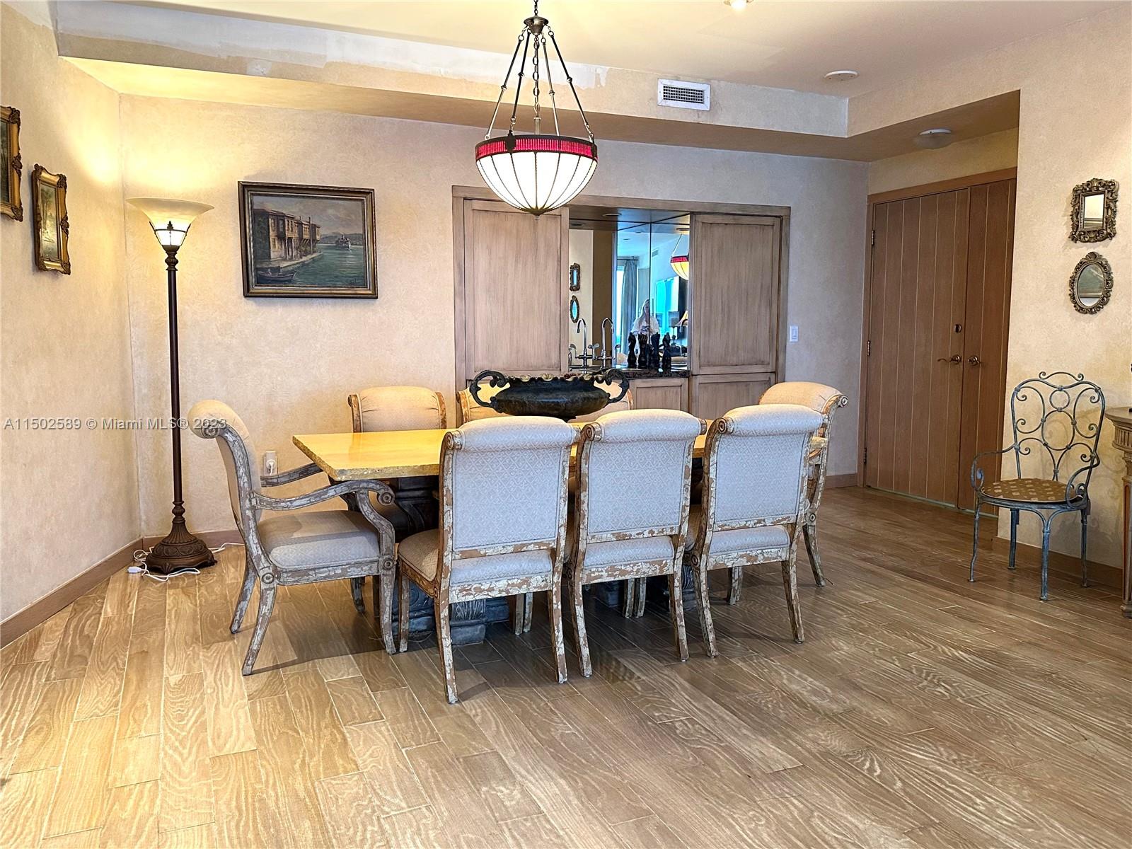 9601 Collins Ave 1705, Bal Harbour, Florida 33154, 2 Bedrooms Bedrooms, ,2 BathroomsBathrooms,Residentiallease,For Rent,9601 Collins Ave 1705,A11502589