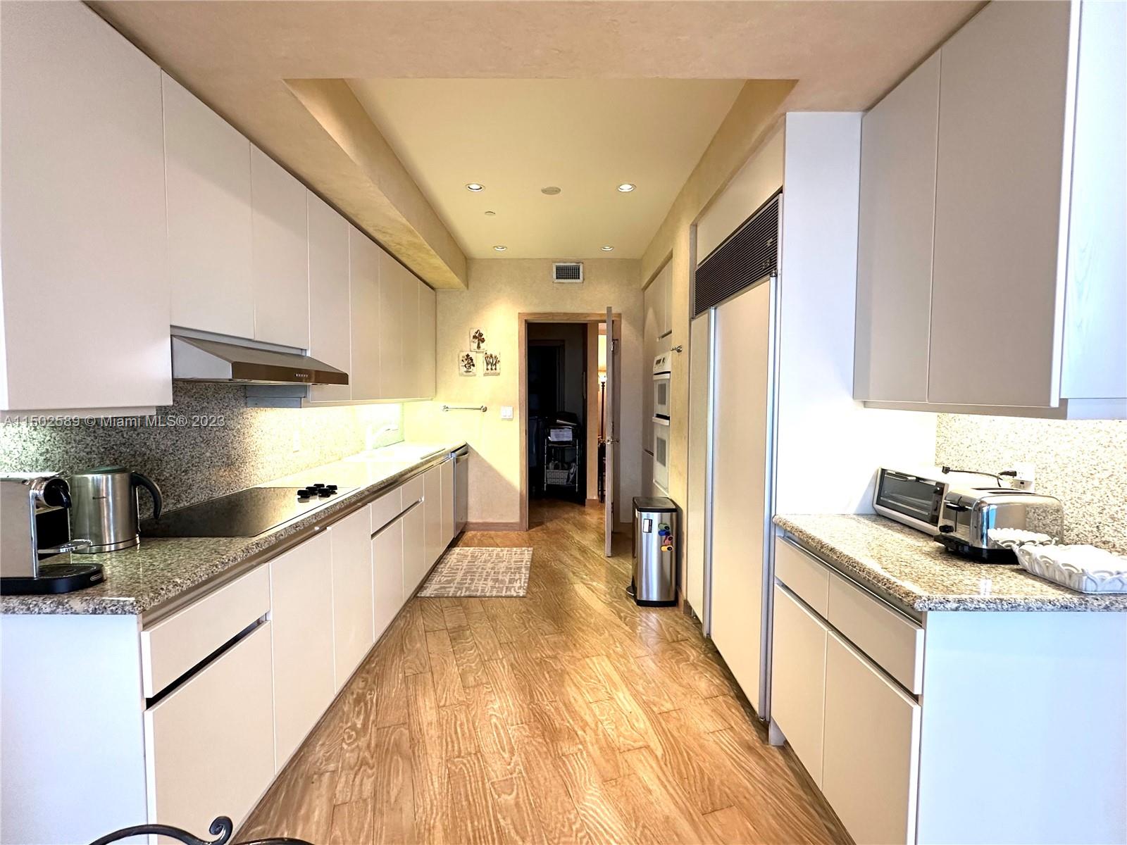 9601 Collins Ave 1705, Bal Harbour, Florida 33154, 2 Bedrooms Bedrooms, ,2 BathroomsBathrooms,Residentiallease,For Rent,9601 Collins Ave 1705,A11502589