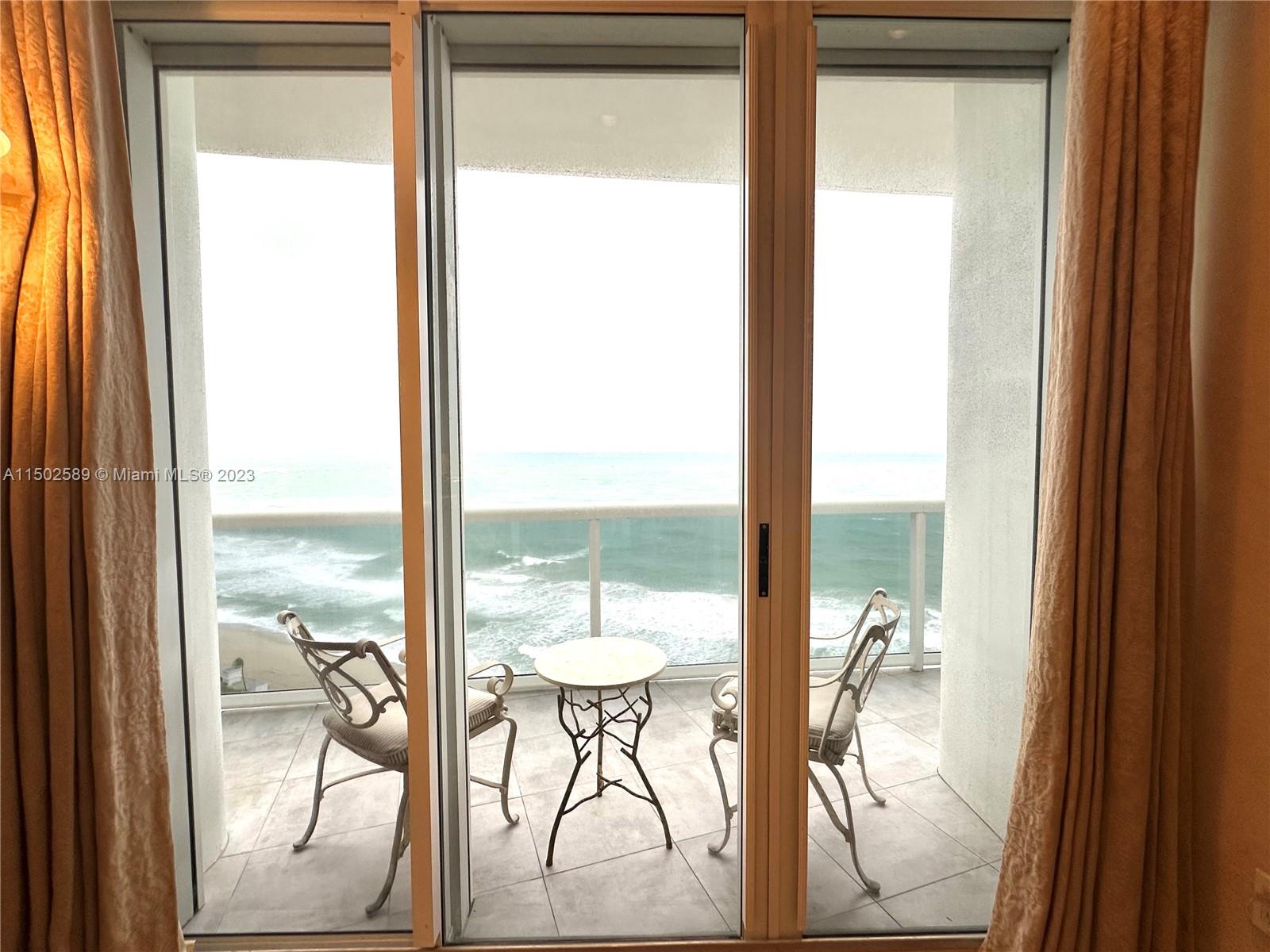 9601 Collins Ave 1705, Bal Harbour, Florida 33154, 2 Bedrooms Bedrooms, ,2 BathroomsBathrooms,Residentiallease,For Rent,9601 Collins Ave 1705,A11502589