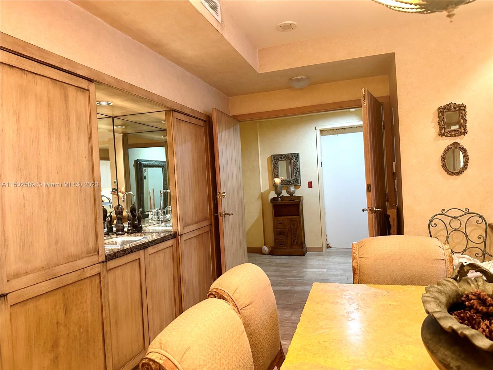 9601 Collins Ave 1705, Bal Harbour, Florida 33154, 2 Bedrooms Bedrooms, ,2 BathroomsBathrooms,Residentiallease,For Rent,9601 Collins Ave 1705,A11502589