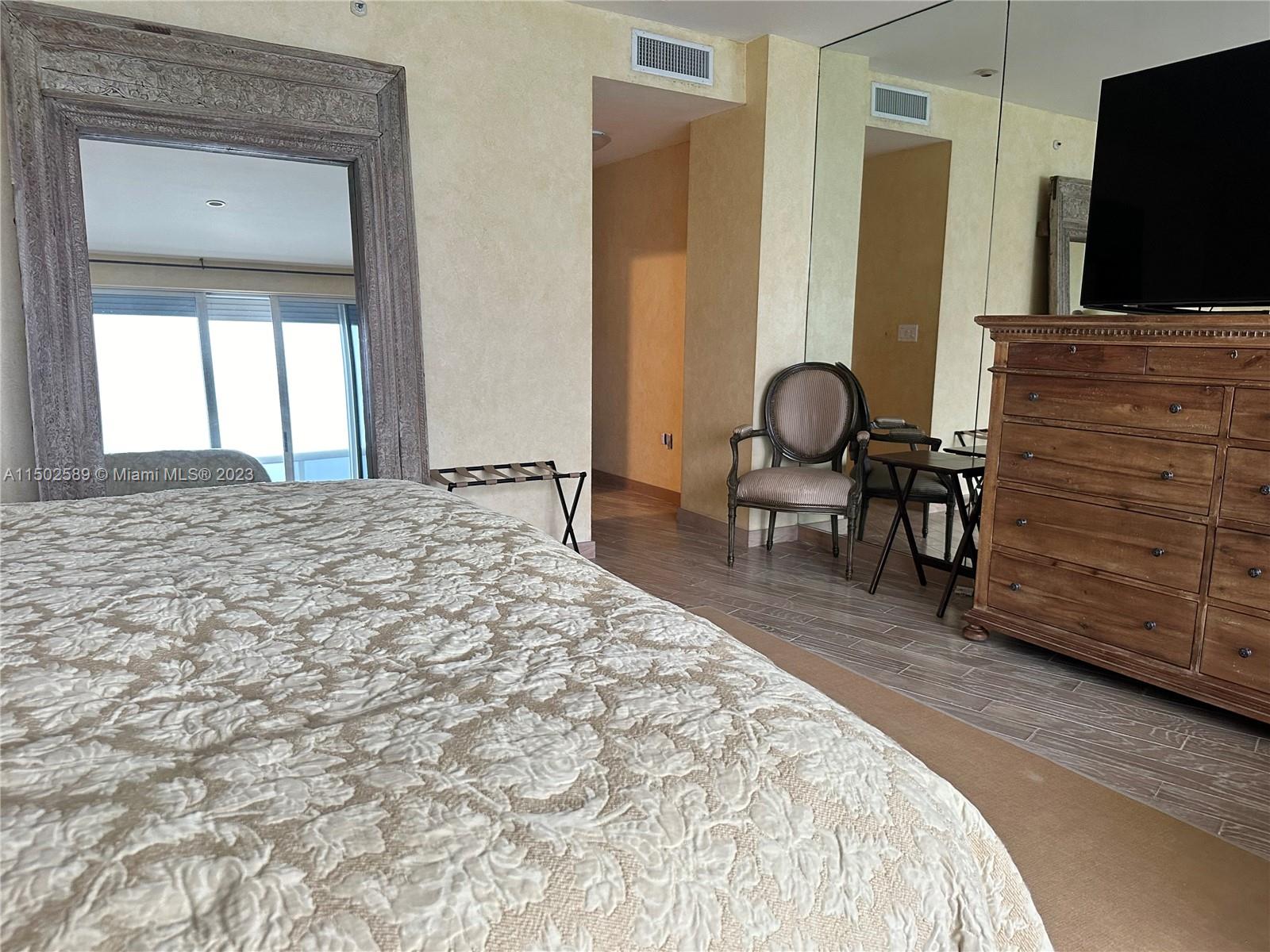 9601 Collins Ave 1705, Bal Harbour, Florida 33154, 2 Bedrooms Bedrooms, ,2 BathroomsBathrooms,Residentiallease,For Rent,9601 Collins Ave 1705,A11502589