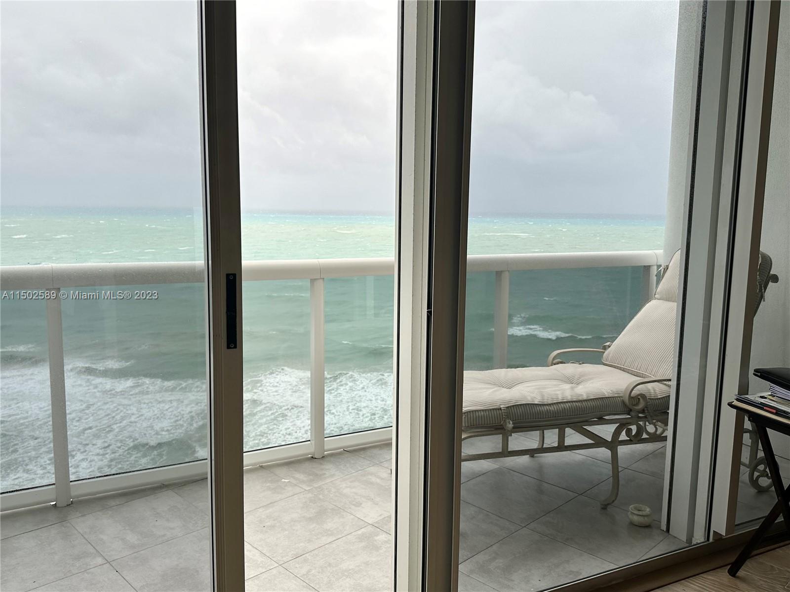 9601 Collins Ave 1705, Bal Harbour, Florida 33154, 2 Bedrooms Bedrooms, ,2 BathroomsBathrooms,Residentiallease,For Rent,9601 Collins Ave 1705,A11502589