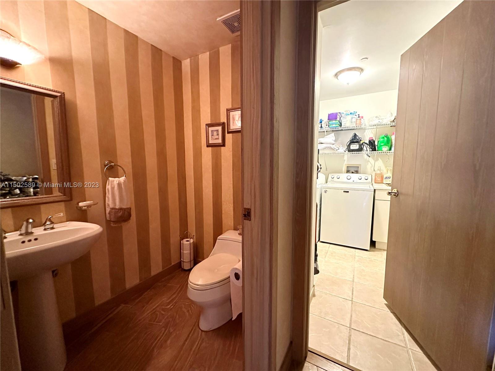 9601 Collins Ave 1705, Bal Harbour, Florida 33154, 2 Bedrooms Bedrooms, ,2 BathroomsBathrooms,Residentiallease,For Rent,9601 Collins Ave 1705,A11502589