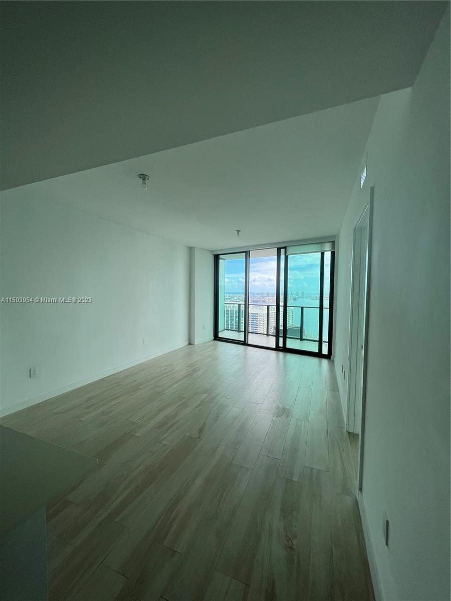 1300 S Miami Ave 4504, Miami, Florida 33131, 1 Bedroom Bedrooms, ,1 BathroomBathrooms,Residentiallease,For Rent,1300 S Miami Ave 4504,A11503954