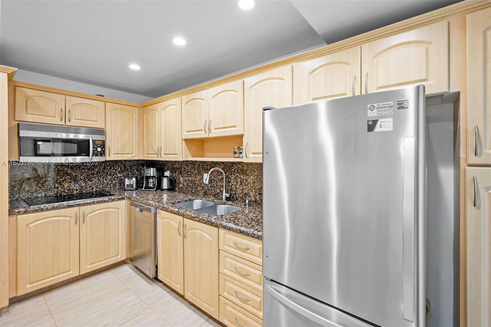 3901 S Ocean Dr 8T, Hollywood, Florida 33019, 1 Bedroom Bedrooms, ,1 BathroomBathrooms,Residential,For Sale,3901 S Ocean Dr 8T,A11503780