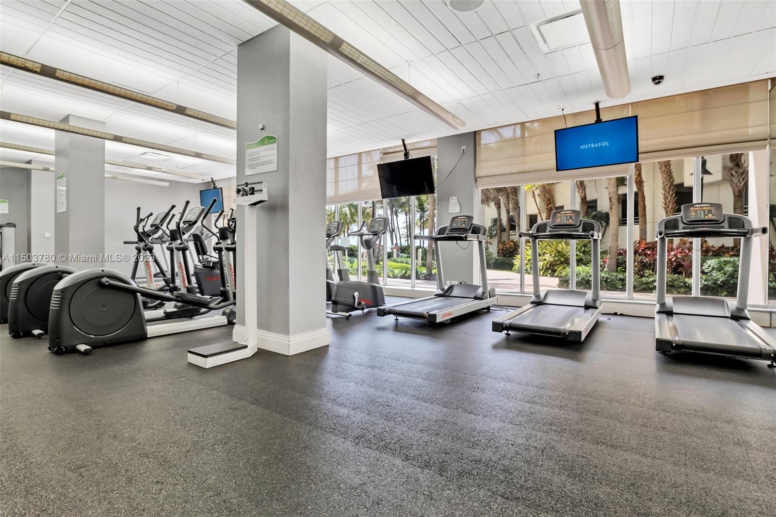 3901 S Ocean Dr 8T, Hollywood, Florida 33019, 1 Bedroom Bedrooms, ,1 BathroomBathrooms,Residential,For Sale,3901 S Ocean Dr 8T,A11503780