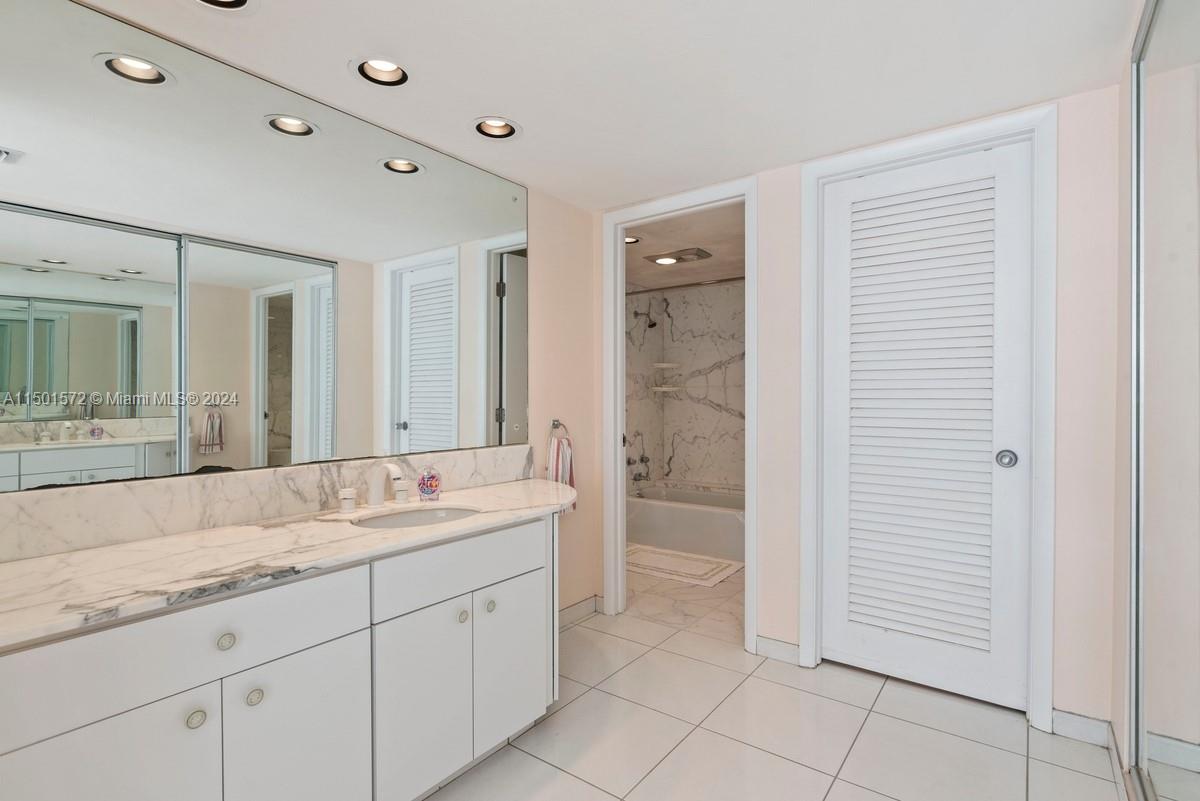 3750 Galt Ocean Dr 1202, Fort Lauderdale, Florida 33308, 2 Bedrooms Bedrooms, ,2 BathroomsBathrooms,Residentiallease,For Rent,3750 Galt Ocean Dr 1202,A11501572