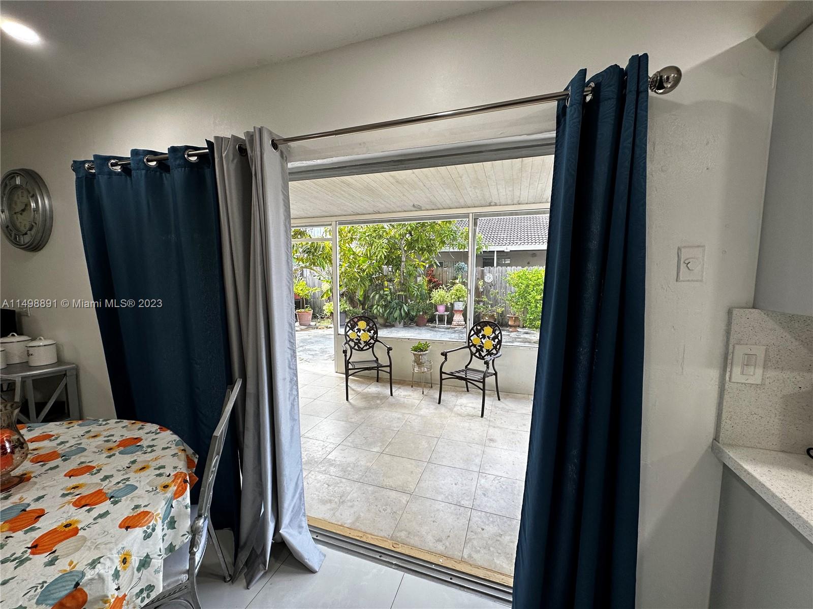 7332 SW 158th Ave, Miami, Florida 33193, 4 Bedrooms Bedrooms, 9 Rooms Rooms,2 BathroomsBathrooms,Residential,For Sale,7332 SW 158th Ave,A11498891