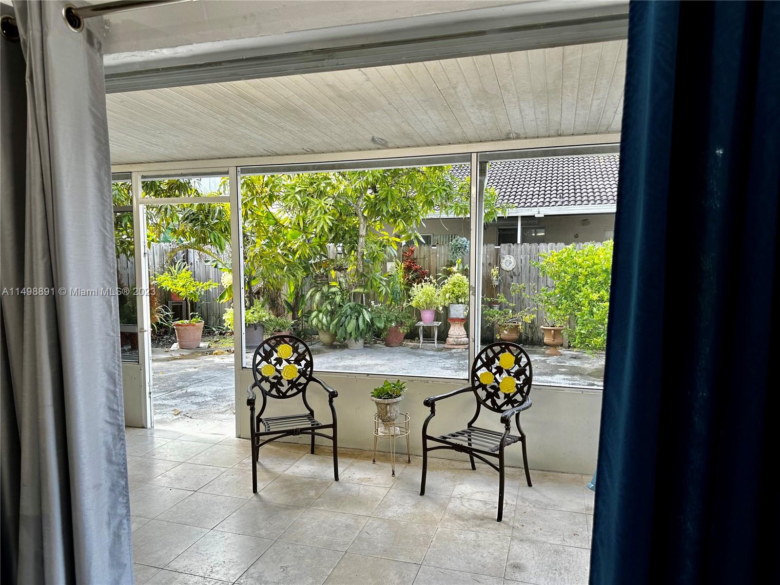7332 SW 158th Ave, Miami, Florida 33193, 4 Bedrooms Bedrooms, 9 Rooms Rooms,2 BathroomsBathrooms,Residential,For Sale,7332 SW 158th Ave,A11498891
