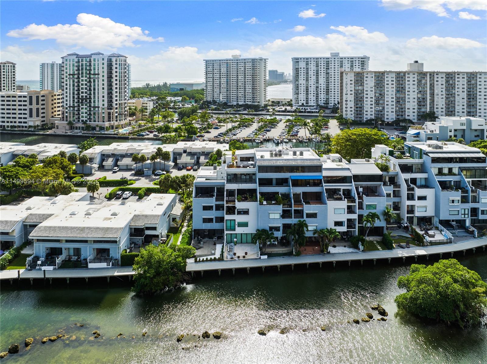 355 Poinciana Dr 1130, Sunny Isles Beach, Florida 33160, 3 Bedrooms Bedrooms, ,2 BathroomsBathrooms,Residential,For Sale,355 Poinciana Dr 1130,A11499594