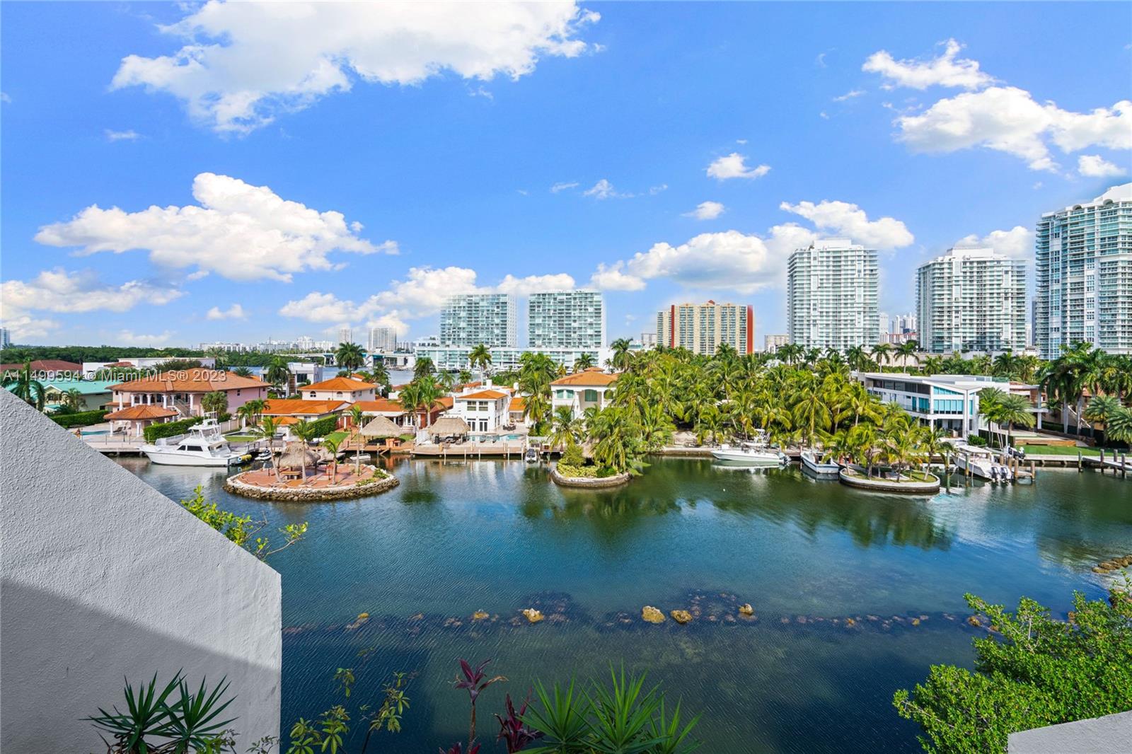 355 Poinciana Dr 1130, Sunny Isles Beach, Florida 33160, 3 Bedrooms Bedrooms, ,2 BathroomsBathrooms,Residential,For Sale,355 Poinciana Dr 1130,A11499594